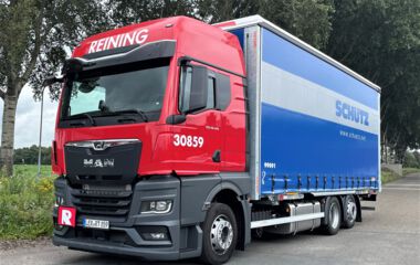 Reining MAN TGX 26.470 6x2 LL